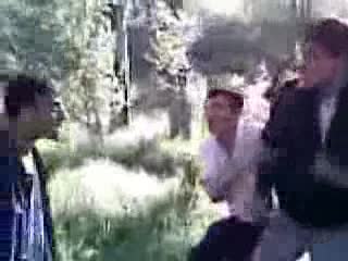 Смел Ром Се Прави на Нинджа 