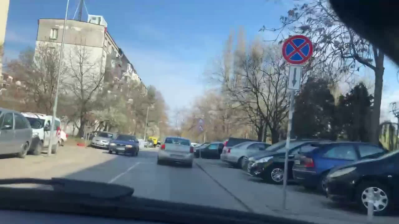 Безумно шофиране в кв. "Изток"!