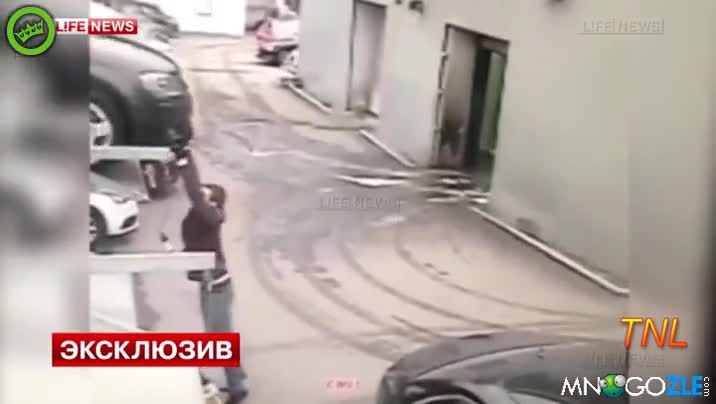 Провалите на месеца