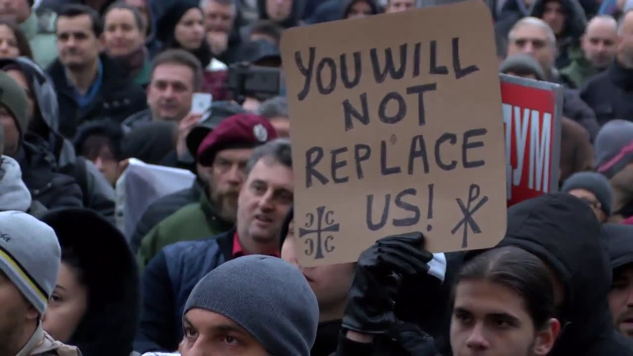 Αποτέλεσμα εικόνας για Serbia: "We are not safe anymore" - Anti-migrant demo held in Belgrade