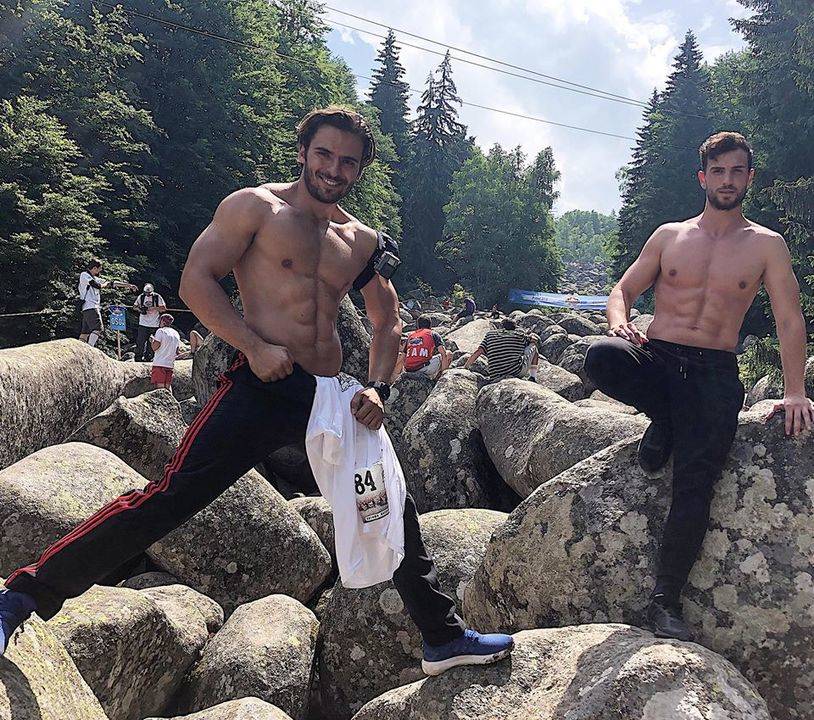Пътят нагоре винаги е по-лесен когато не си сам!