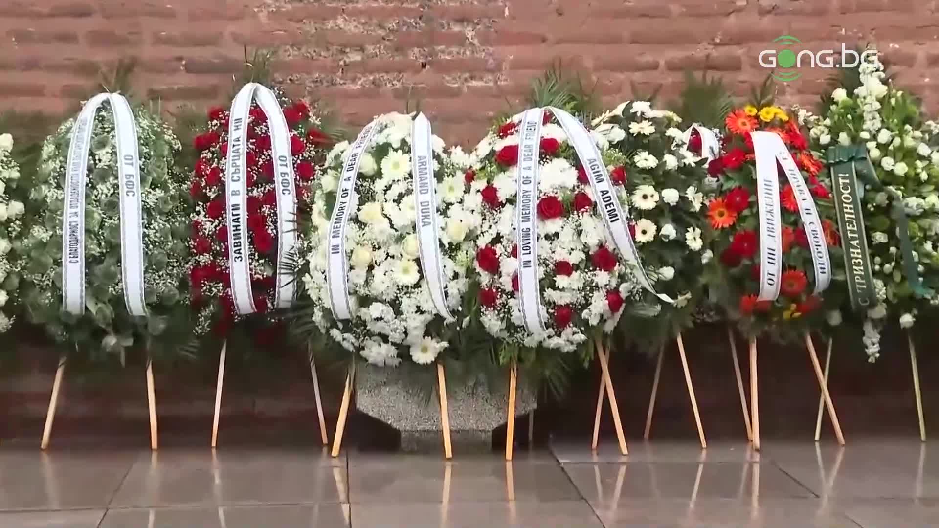 Започна поклонението на Борислав Михайлов