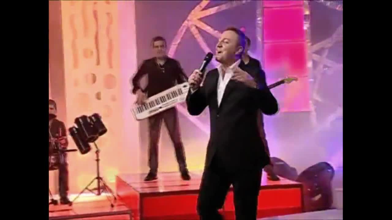 Nedeljko Bajic Baja - Pokazi Zmijsko Telo - Prevod