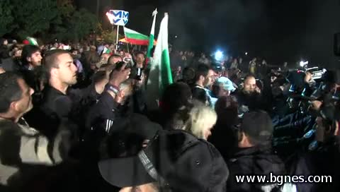 Напрежението ескалира пред Ндк
