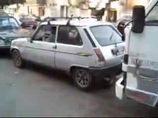 Невероятно Паркиране с Гума - Смях