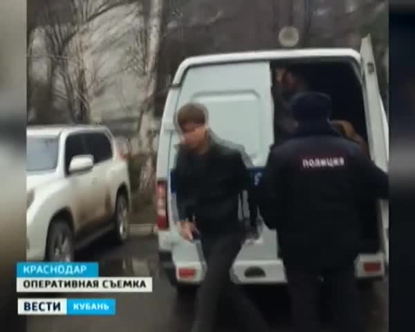 10 дни затвор за затъмнени стъкла на Лада Калина
