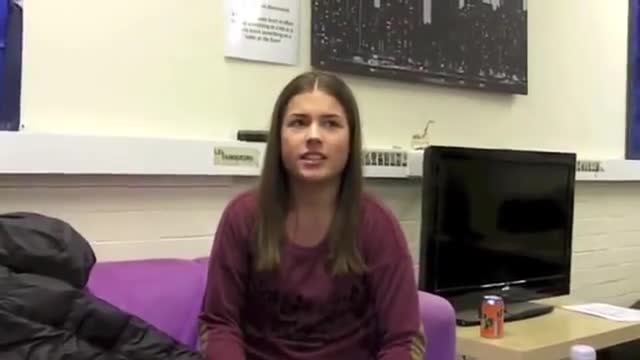 Wolfblood Series 2 Aimee Kelly and Bobby Lockwood Interviewed - Vbox7