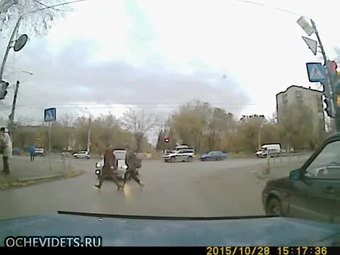 Това се казва Важен разговор по мобилния !
