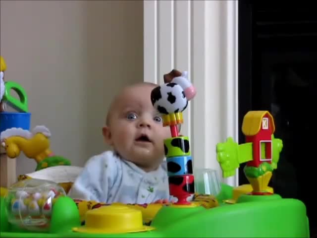 Сладурско! Това бебче взриви интернет!