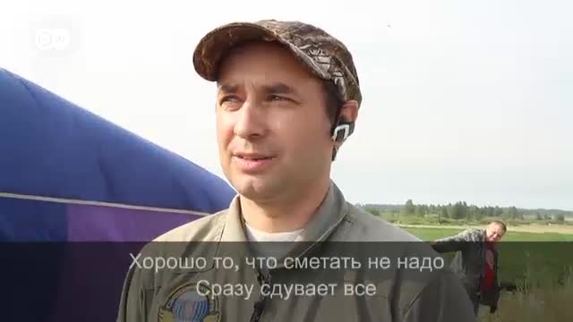 Фризьор от Русия подстригва в небето