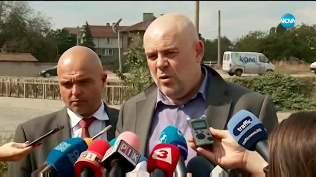 Разбиха група, отвличала болни хора, за да открадне имотите им