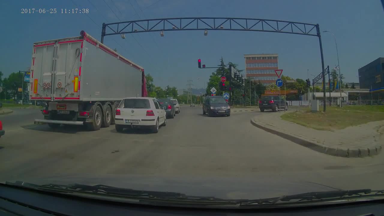 Движение в насрещното