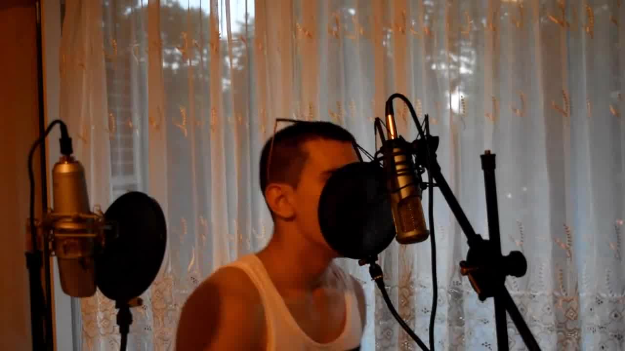 Христиан Ненов .ft.Биско and Infire - Cold Water (Biso studio) Cover