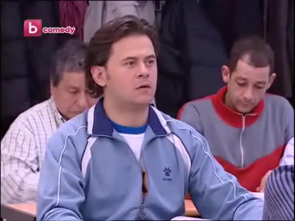 Столицата на България ? - Прага ( много смях )