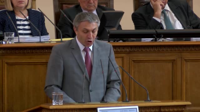 Карадайъ: Плевнелиев беше разединител на нацията