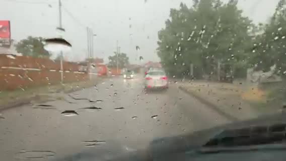 Силен порой в София