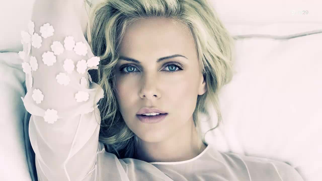 Прекрасна! Armin van Buuren Feat. Ana Criado - Suddenly Summer   Превод