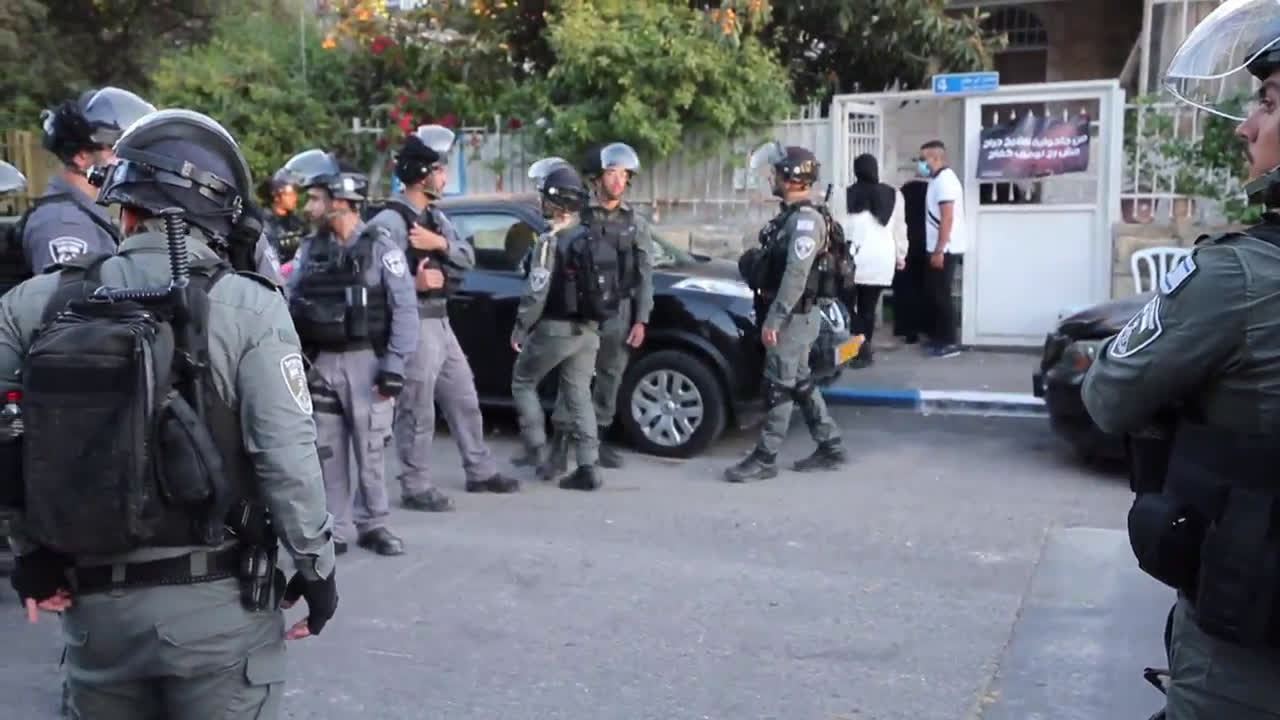 East Jerusalem: Tensions run high as Israeli forces face off with residents and demonstrators in Sheikh Jarrah
