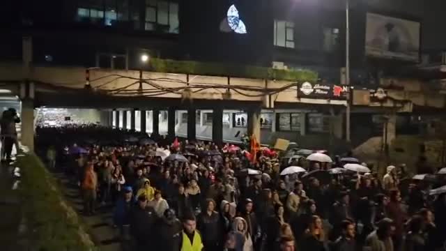 Голям протест в Скопие след трагедията в Кочани