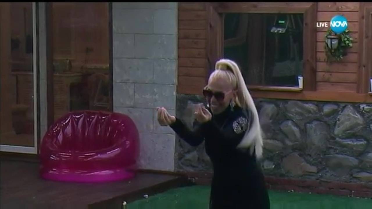 Неочаквана романтика в Къщата - Big Brother: Most Wanted 2017