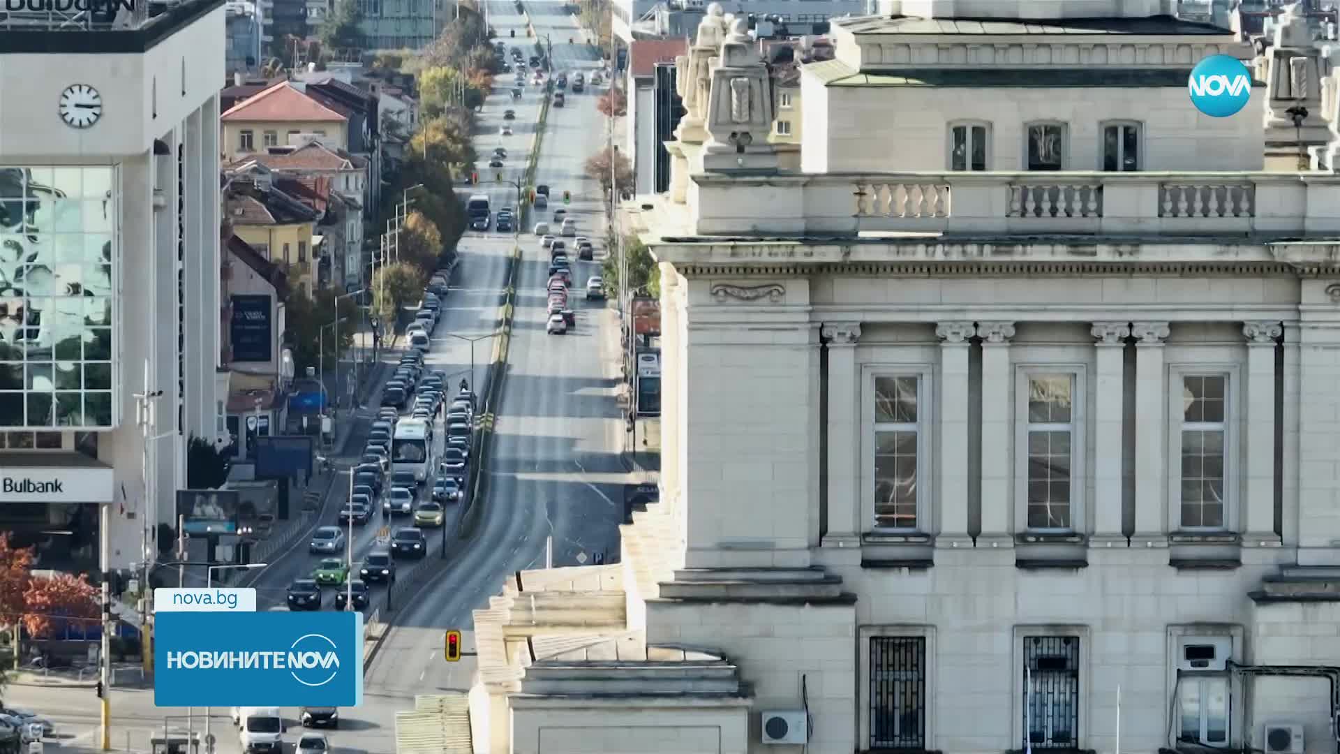 Какви са нагласите на обществото към редовното правителство