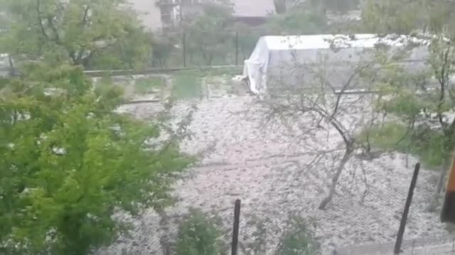 В "Моята новина": Градушка в Девин