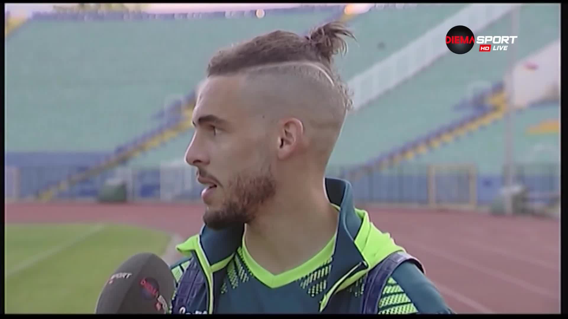 Мехди Фенуш: Илиан Илиев ми помага да прогресирам