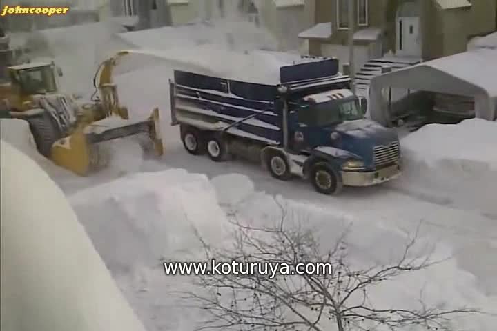 Как се чисти снегът в Канада