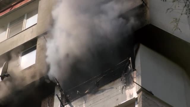 Пожар изпепели напълно апартамент в Стара Загора
