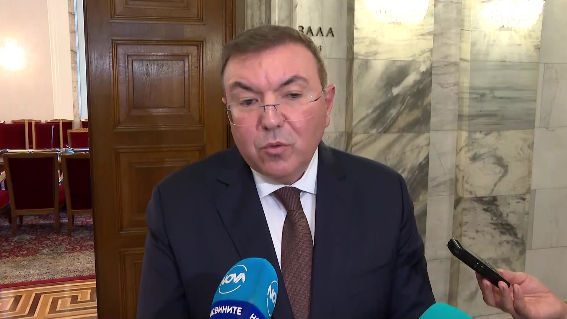 Костадин Ангелов за "Лукойл": Ако президентът наложи вето, то ще бъде преодоляно