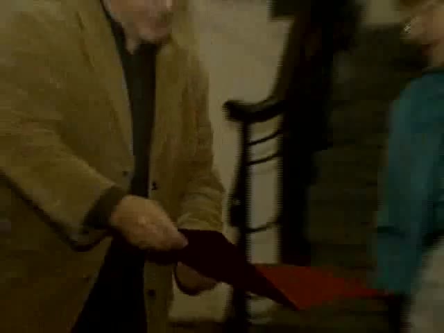 Художник дари ценна антика на БАН