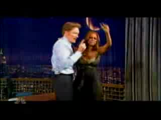 Tyra Показва Движения От Beautiful Liar