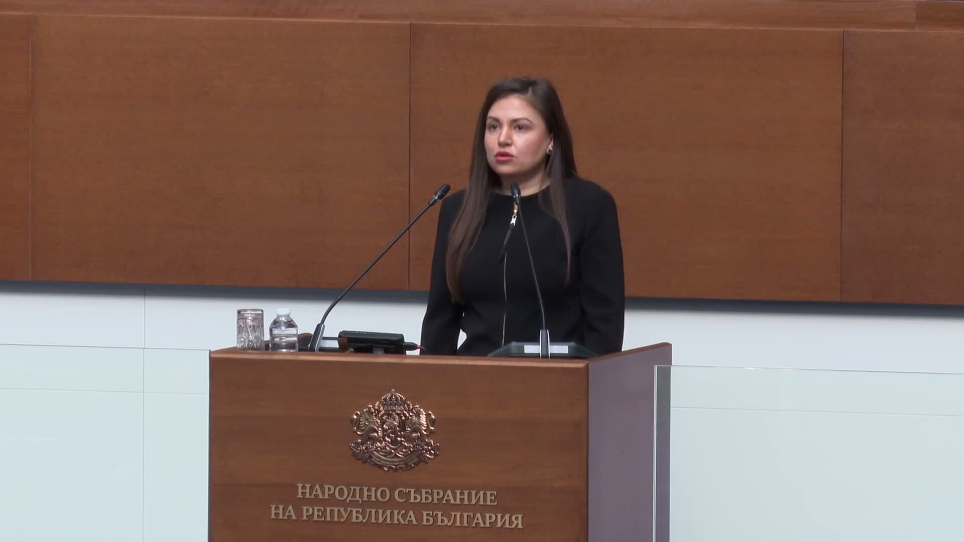 Галя Василева положи клетва като депутат от ГЕРБ-СДС на мястото на Любен Дилов-син