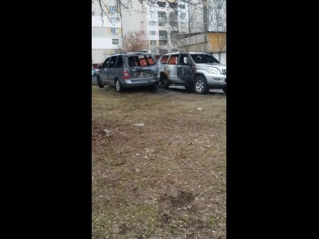 Запалени автомобили в София