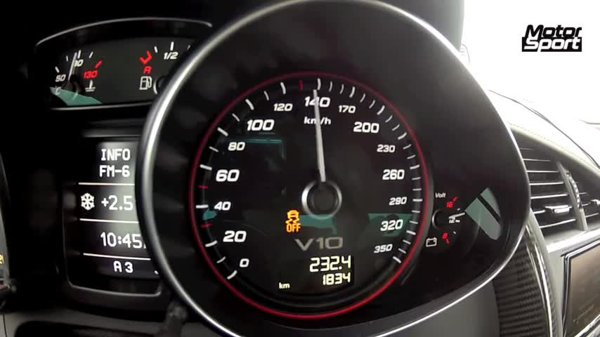 Audi R8 V10 вдига 315км/ч