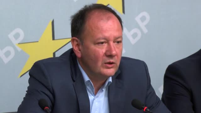 Миков: ГЕРБ и Реформаторите са виновни за скока на цената на тока
