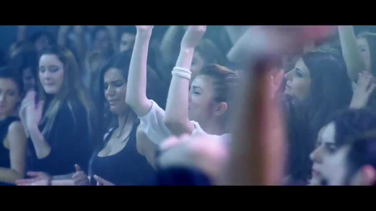 • Ще се влюбите в тази песен • Inna - Ai se eu te pego ( Високо Качество )