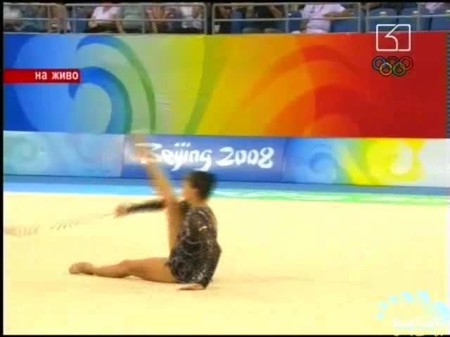 Изпълнението на Симона Пейчева с обръч по художествена гимнастика 21.08.08