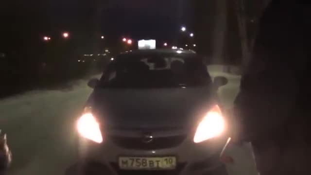 >Стопхам - Мацката каза, че не е истеричка