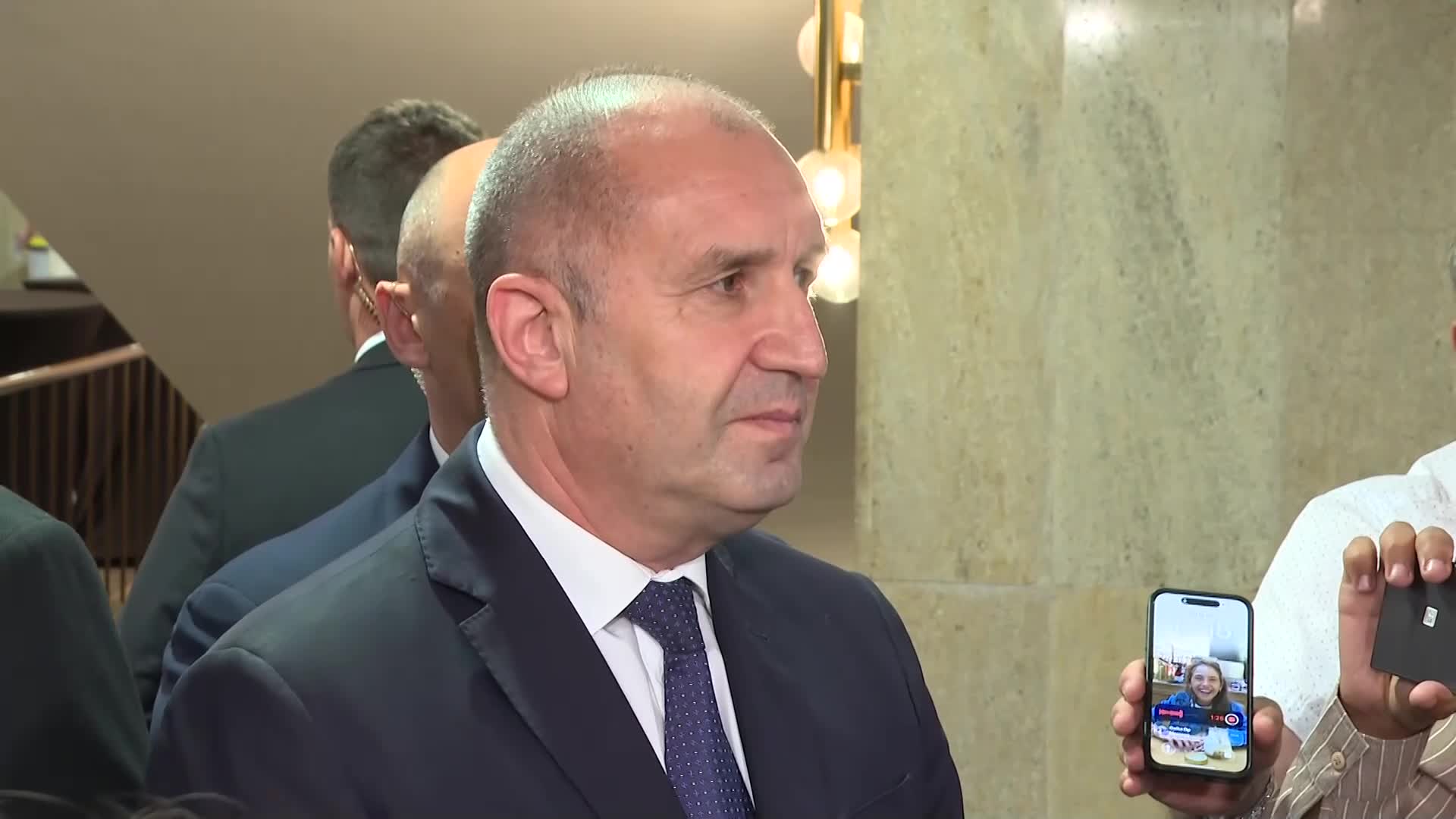 Румен Радев: Няма да допуснем санкции срещу Русия, които да рефлектират върху българската икономика