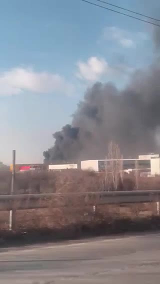 Мащабно задимяване в близост до летище София