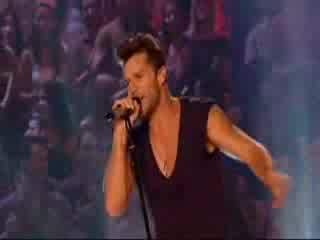 Ricky Martin - La Bomba
