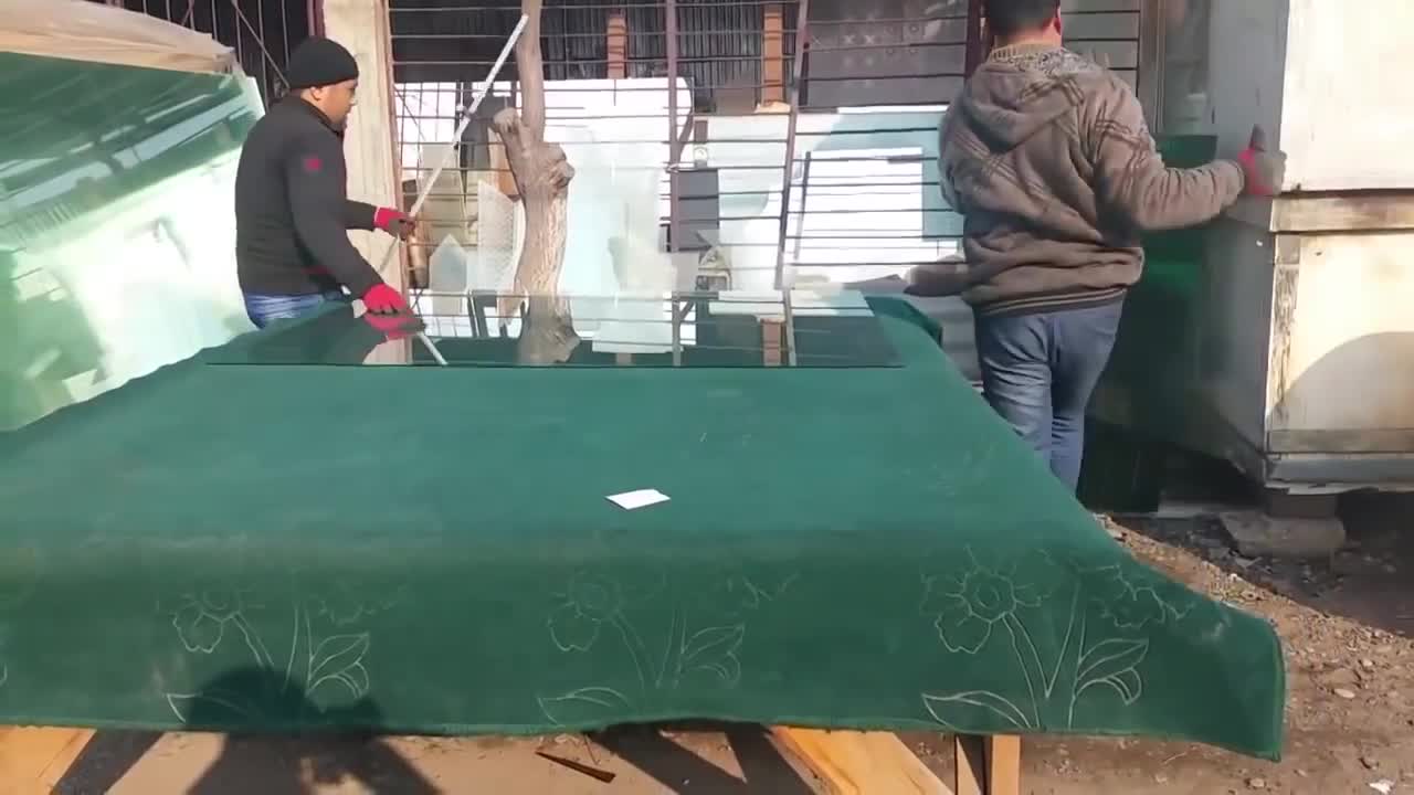 Майстори в рязането на стъкло 177-мо ниво! Гледайте за да не се мъчите като грешни дяволи цял живот!