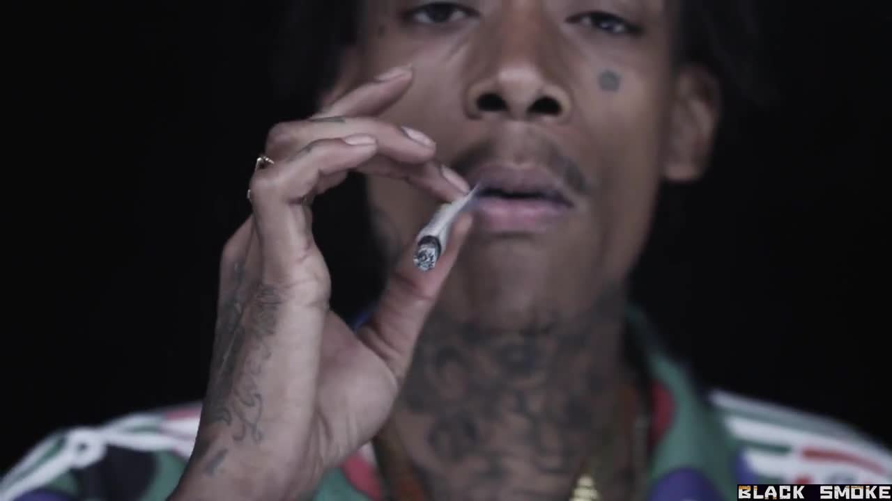 2о13 » Премиера » Wiz Khalifa - Look Into My Eyes