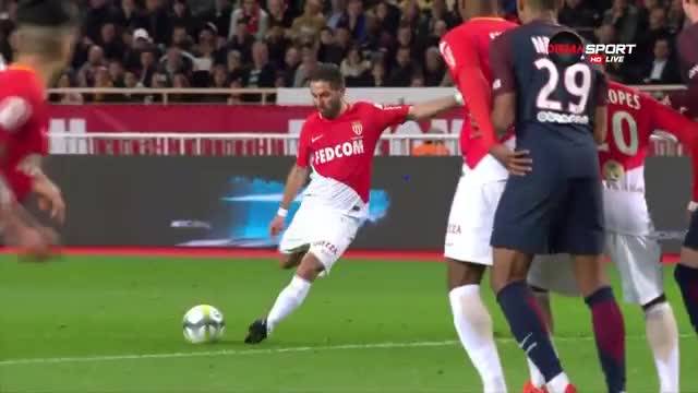 Моутиньо върна един гол за Монако