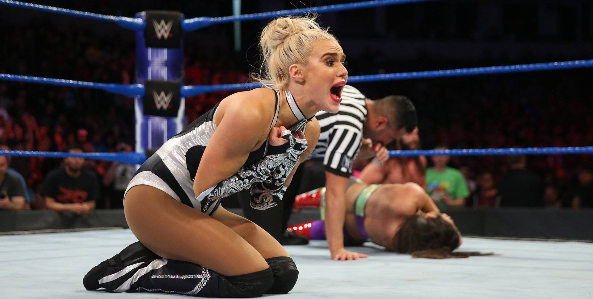 Лана със зашеметяваща първа победа на WWE Mixed Match Challenge