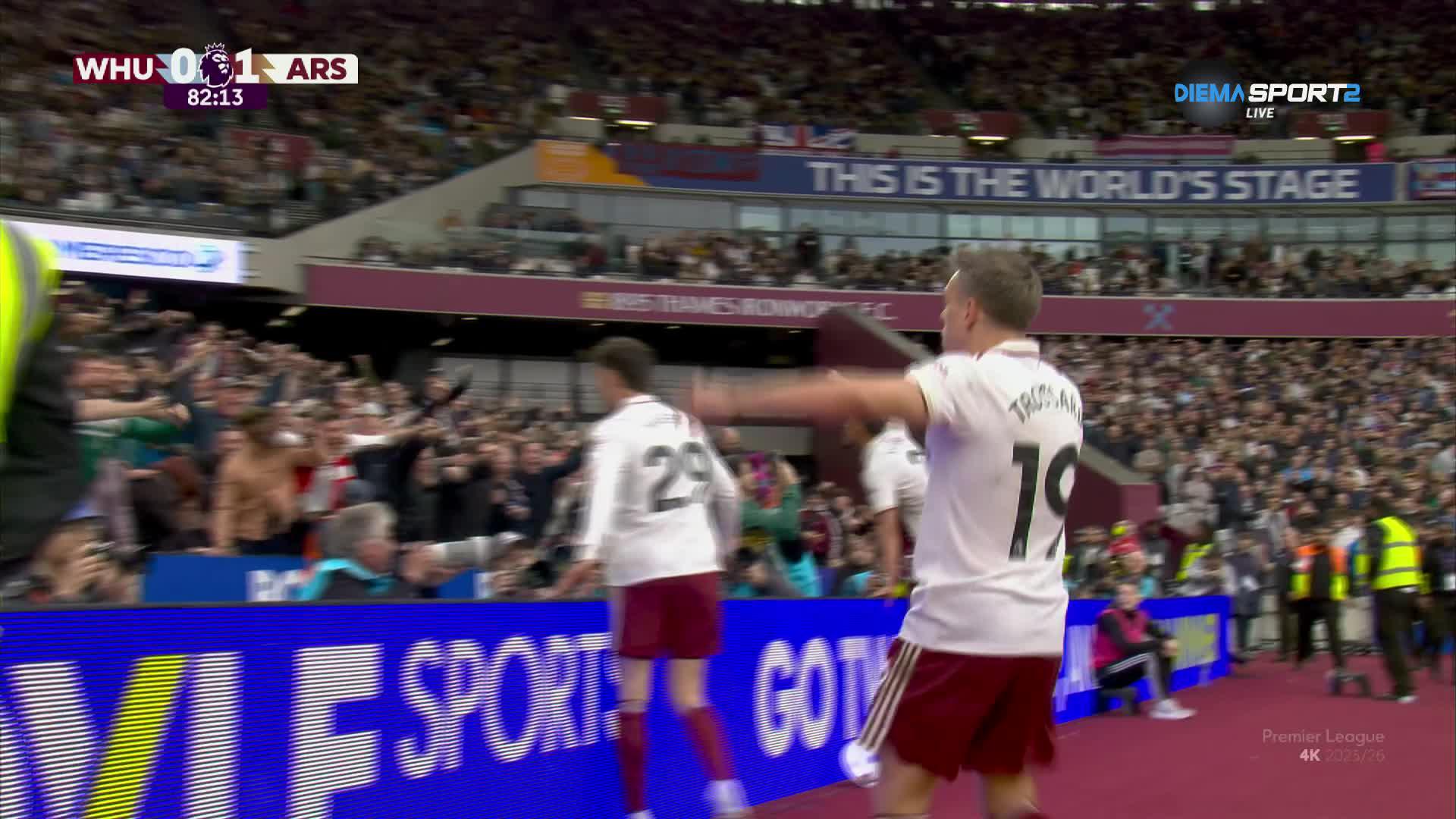 Goal by Arsenal