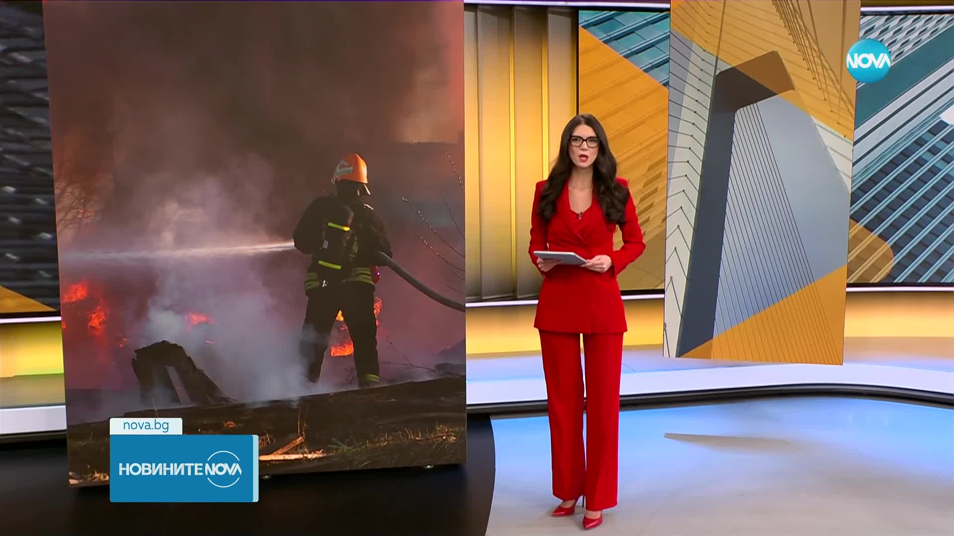 Пожар гори край надлез в София