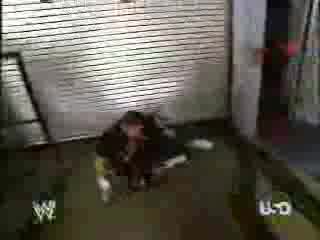 Wwe - John Cena Пребива Edge 1