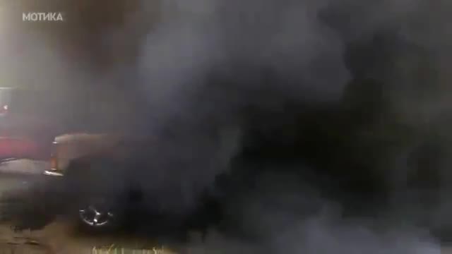 Ето така се събужда заспал човек в кола
